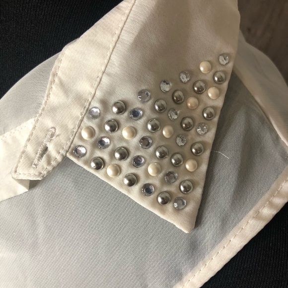 Hi low button up - Picture 2 of 5